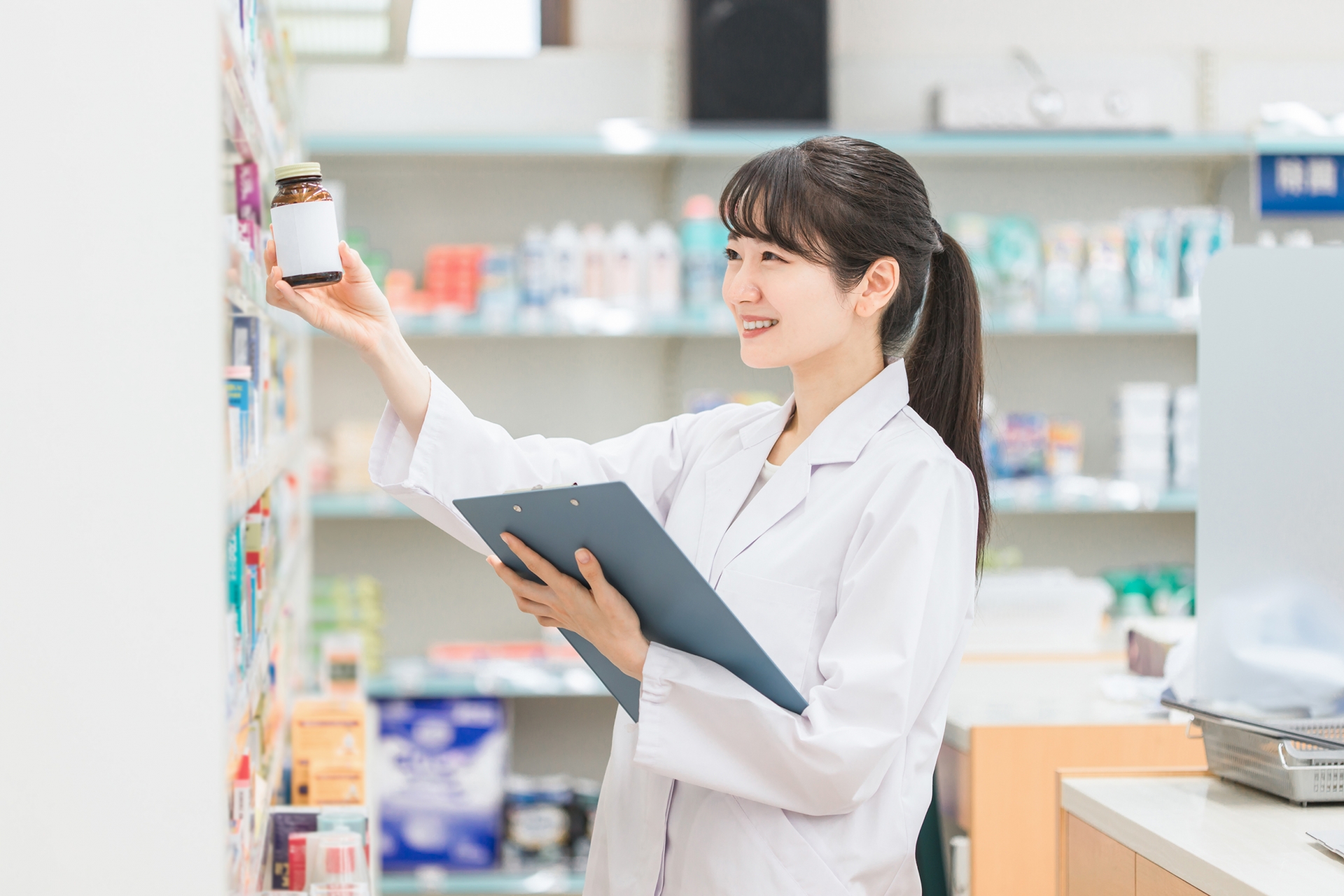 【奈良市】薬剤師｜◎正社員◎アルバイト・パート◎新オープン◎マイカー通勤OK◎正社員でも短時間勤務可能◎資格を活かせる｜今小路薬局